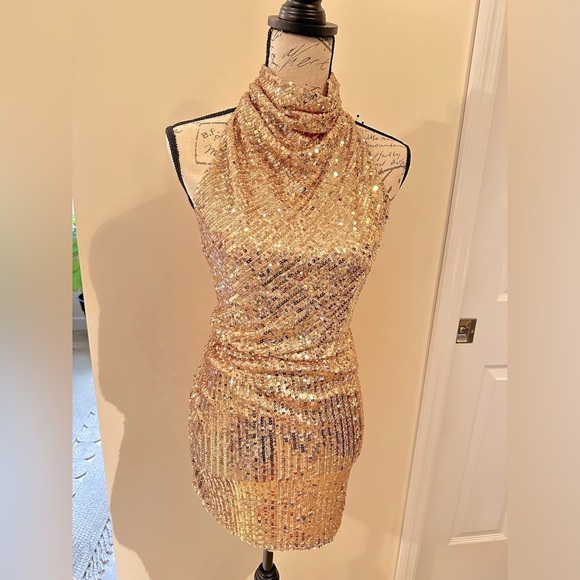 Zara Gold Sequin Mini Dress - Picture 1 of 5